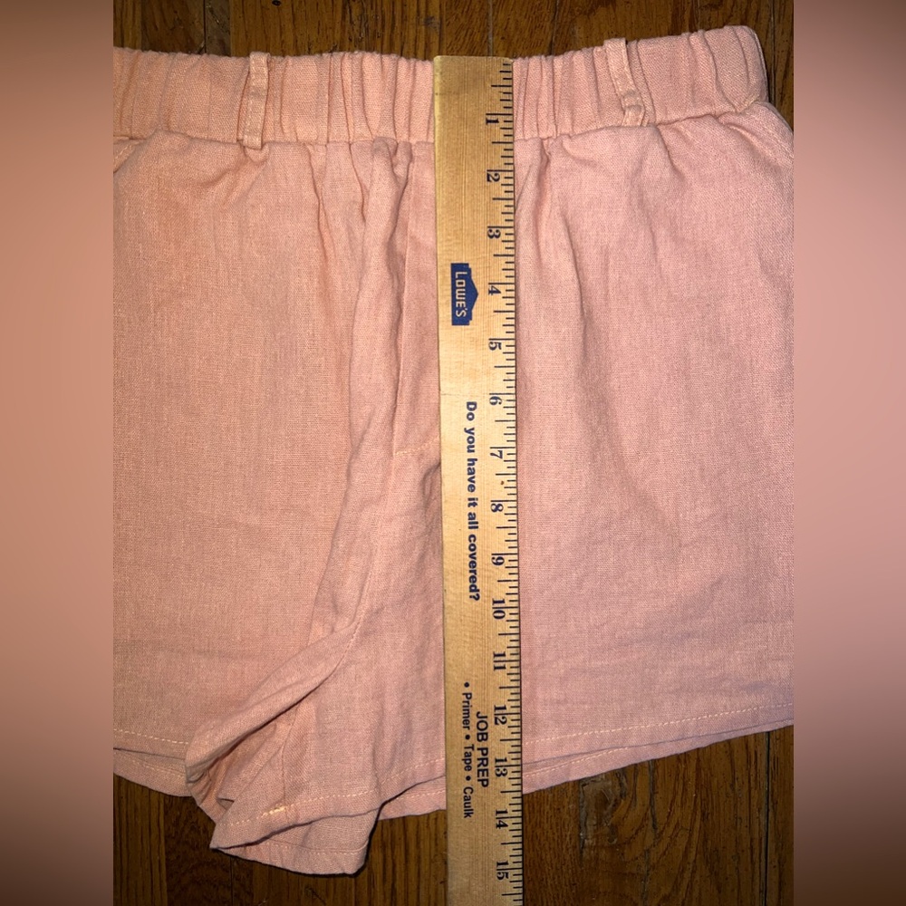 HYFVE Women's Light Pink Shorts! Size Medium. - Picture 8 of 9